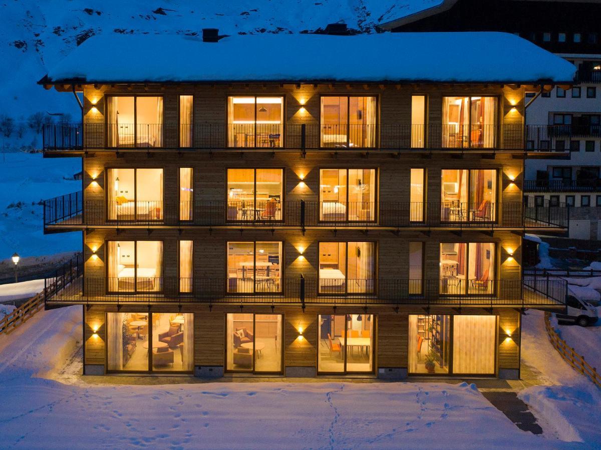 Red Fox Lodge Breuil-Cervinia Ngoại thất bức ảnh